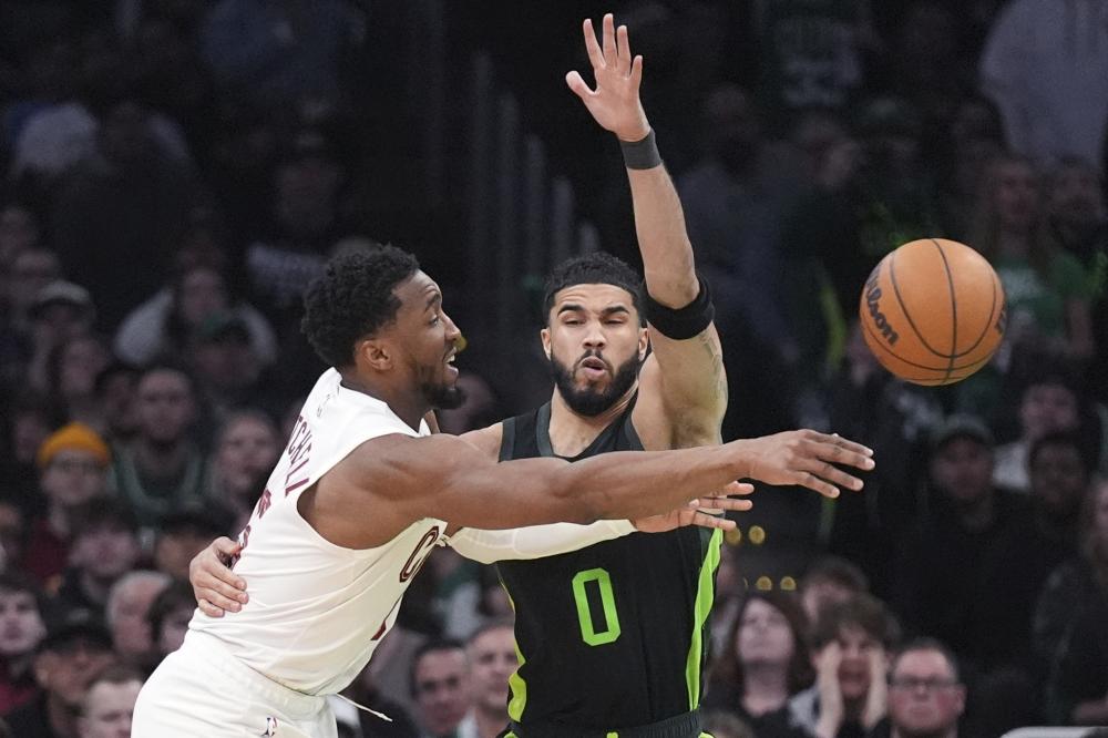 图片报：格雷茨卡拒绝了很多报价，他想留在拜仁并续约.