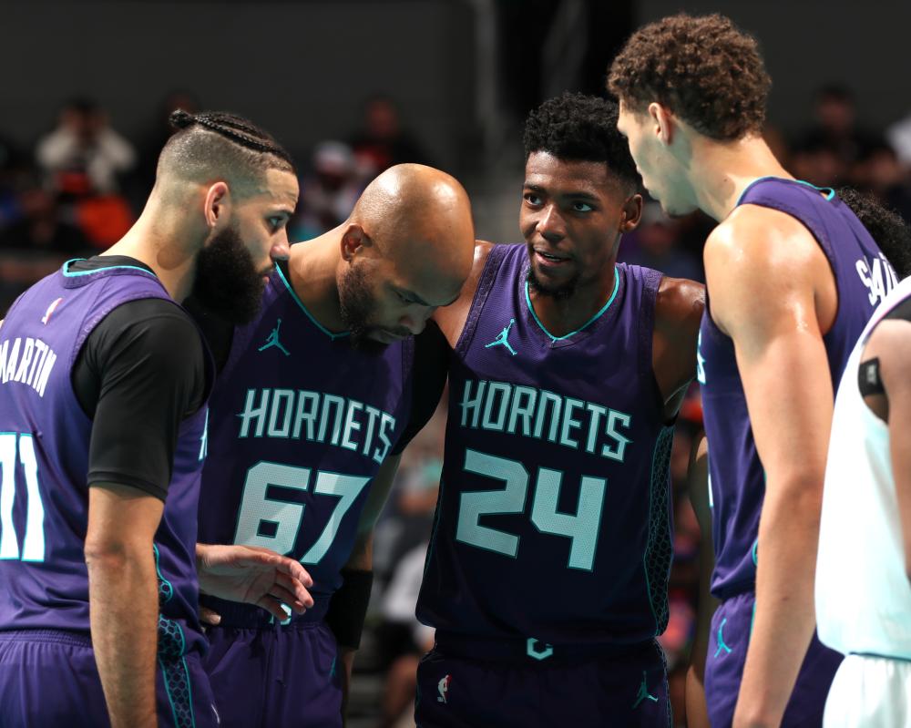 疆队的进攻 疆队的进攻