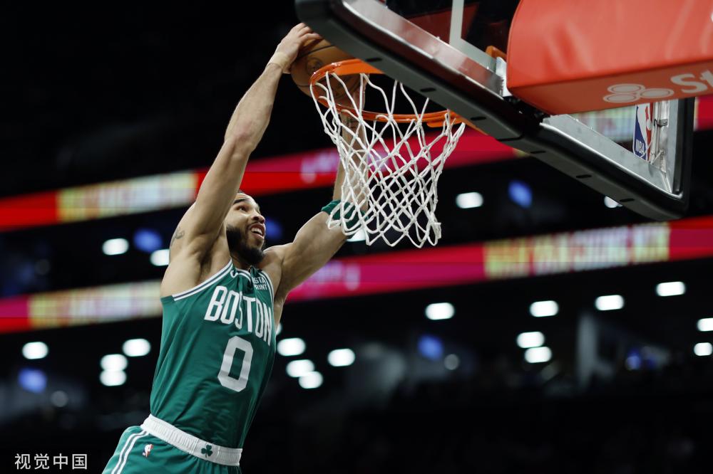 10个篮板 10个篮板